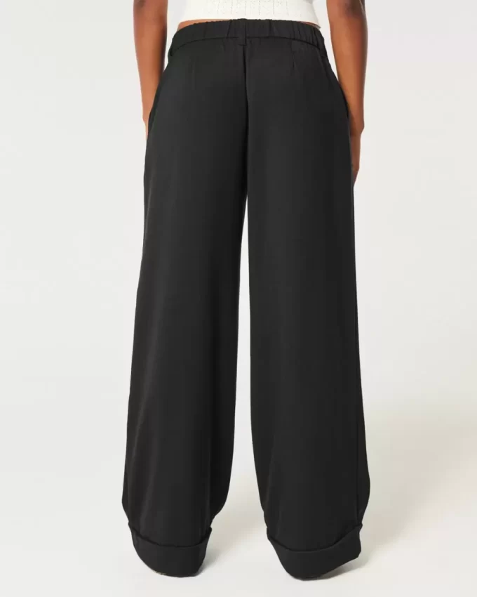 Hollister Livvy matalat leveälahkeiset housut Hollister Livvy matalat leveälahkeiset housut