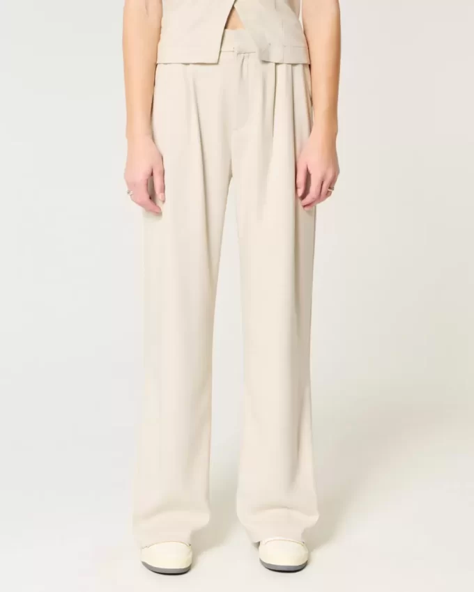 Hollister Livvy Ultra High-Rise leveälahkeiset housut Hollister Livvy Ultra High-Rise leveälahkeiset housut