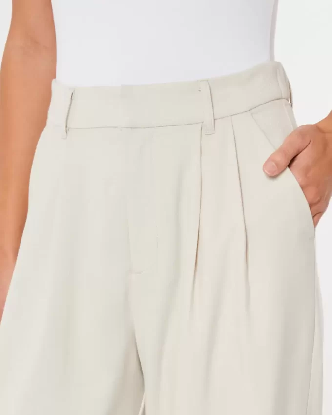 Hollister Livvy Ultra High-Rise leveälahkeiset housut Hollister Livvy Ultra High-Rise leveälahkeiset housut