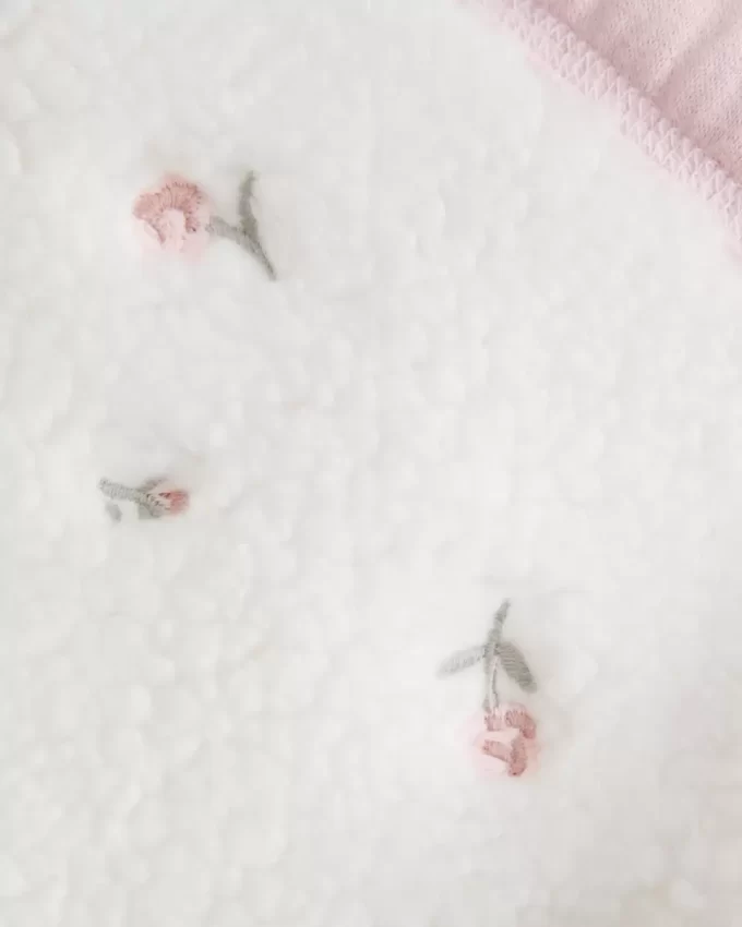 Hollister x Crocs Sherpa-vuorattu vetoketjullinen huppari Hollister x Crocs Sherpa-vuorattu vetoketjullinen huppari