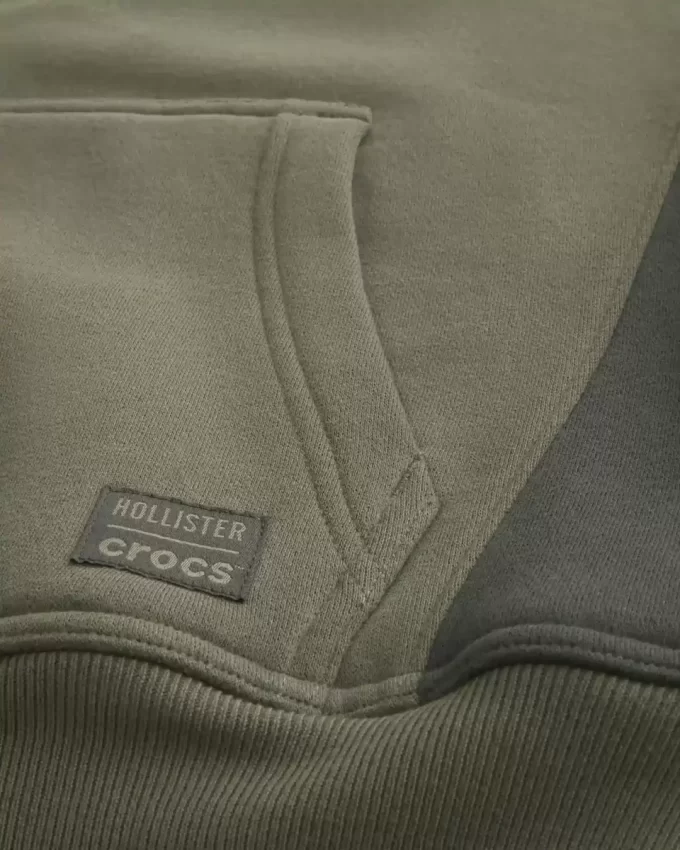 Hollister x Crocs Sherpa-vuorattu vetoketjullinen huppari Hollister x Crocs Sherpa-vuorattu vetoketjullinen huppari