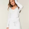 Hupullinen pitkähihainen fleecemekko Hupullinen pitkähihainen fleecemekko