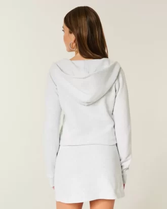 Hupullinen pitkähihainen fleecemekko
