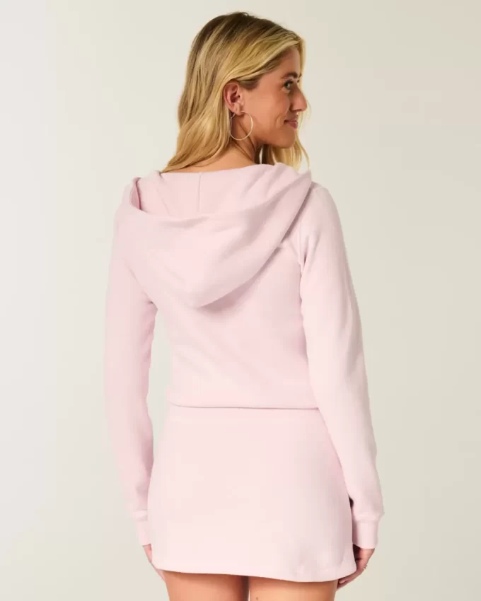 Hupullinen pitkähihainen fleecemekko Hupullinen pitkähihainen fleecemekko