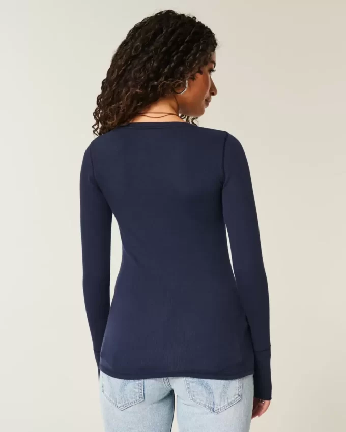 Ikoni Henley