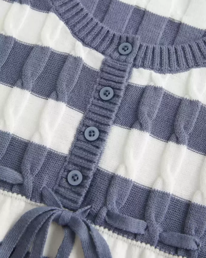 Kaapelineulottu Babydoll Sweater