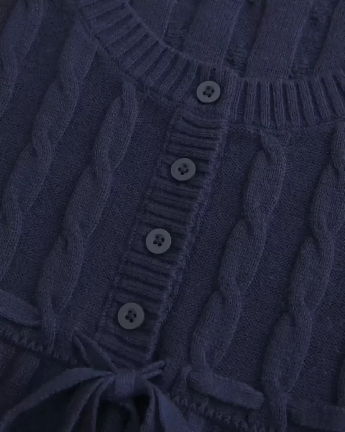 Kaapelineulottu Babydoll Sweater