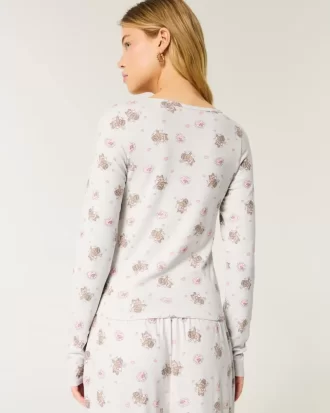 Kodikas karhukuvioinen pyjamatoppi