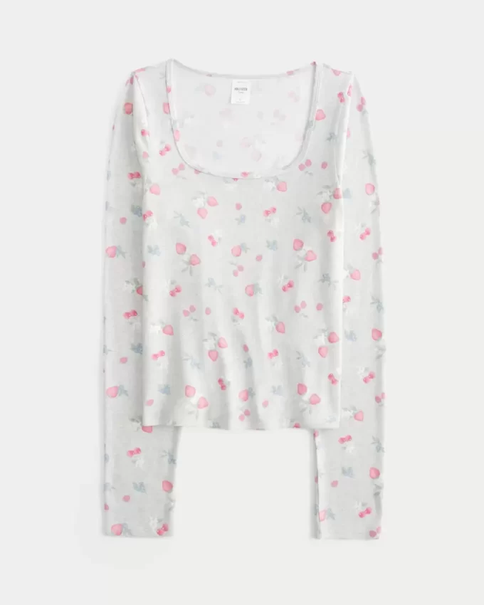 Kodikas marjakuvioinen pyjamatoppi