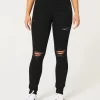 Korkeat, revityt mustat Super Skinny -farkut Korkeat, revityt mustat Super Skinny -farkut