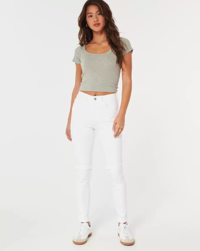 Korkeat valkoiset Super Skinny -farkut Korkeat valkoiset Super Skinny -farkut