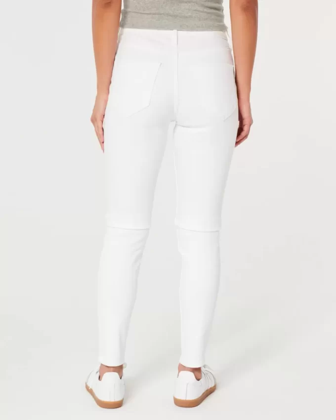 Korkeat valkoiset Super Skinny -farkut Korkeat valkoiset Super Skinny -farkut