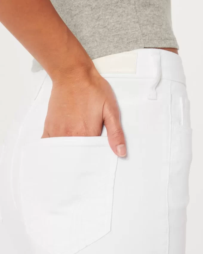 Korkeat valkoiset Super Skinny -farkut Korkeat valkoiset Super Skinny -farkut