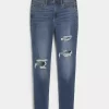 Kurvikkaat korkean nousun repeytyneet tummapesu Super Skinny -farkut Kurvikkaat korkean nousun repeytyneet tummapesu Super Skinny -farkut