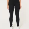Kurvikkaat korkeat mustat Super Skinny -farkut Kurvikkaat korkeat mustat Super Skinny -farkut