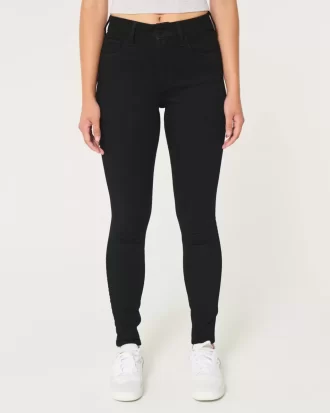 Kurvikkaat korkeat mustat Super Skinny -farkut