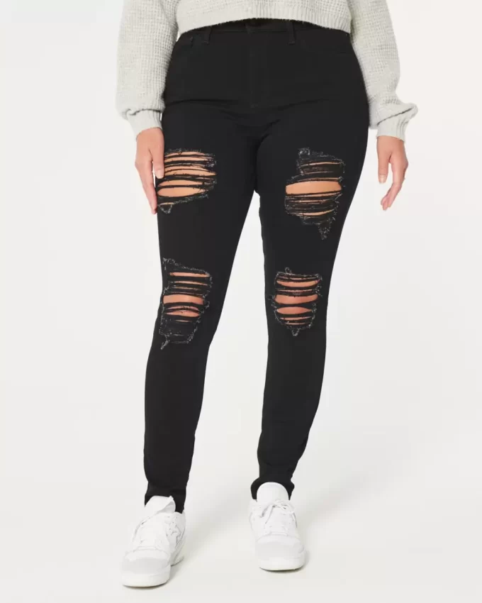 Kurvikkaat korkeat, revityt mustat Super Skinny -farkut Kurvikkaat korkeat, revityt mustat Super Skinny -farkut