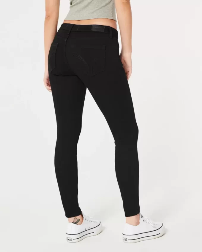 Kurvikkaat matalakorkoiset mustat Super Skinny -farkut Kurvikkaat matalakorkoiset mustat Super Skinny -farkut