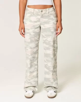 Kurvikkaat matalat Y2K Camo Baggy -farkut