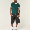 Kutistunut Ringer Tee