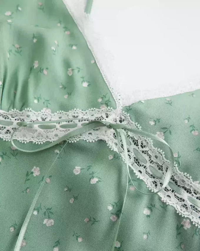 Lace Detail Slip -minimekko Lace Detail Slip -minimekko