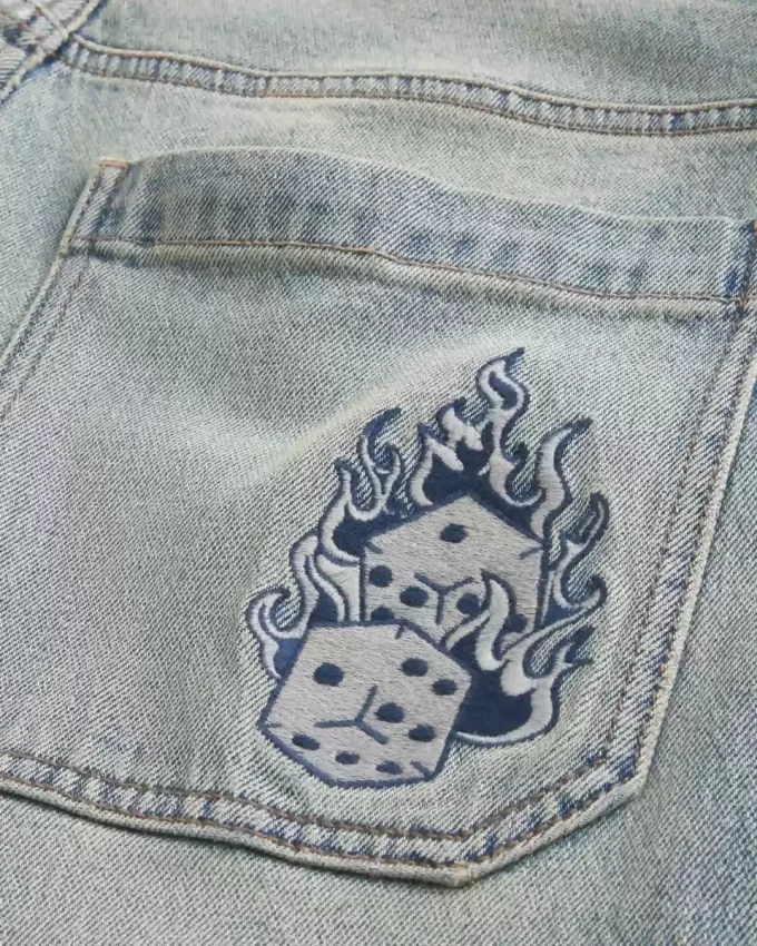 Light Wash Brodeeratut Dice Skater Baggy Farkut Light Wash Brodeeratut Dice Skater Baggy Farkut