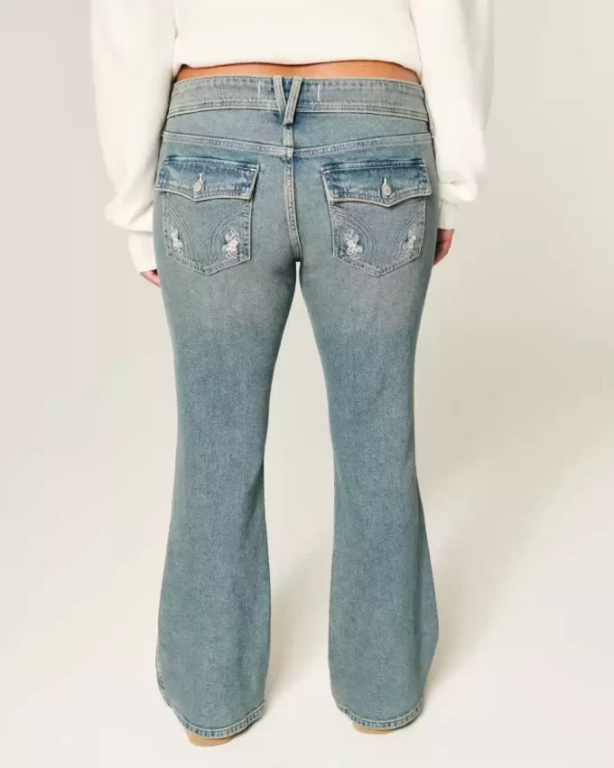 Low-Rise Butterfly-kirjonta Medium Wash Bootcut farkut
