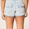 Low-Rise Light Wash Denim Shortie shortsit Low-Rise Light Wash Denim Shortie shortsit