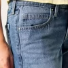 Low-Rise Medium Wash Studded Hearts Baggy Farkut Low-Rise Medium Wash Studded Hearts Baggy Farkut