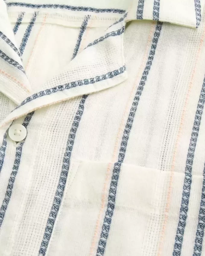 Lyhythihainen Textural Stripe -paita Lyhythihainen Textural Stripe -paita