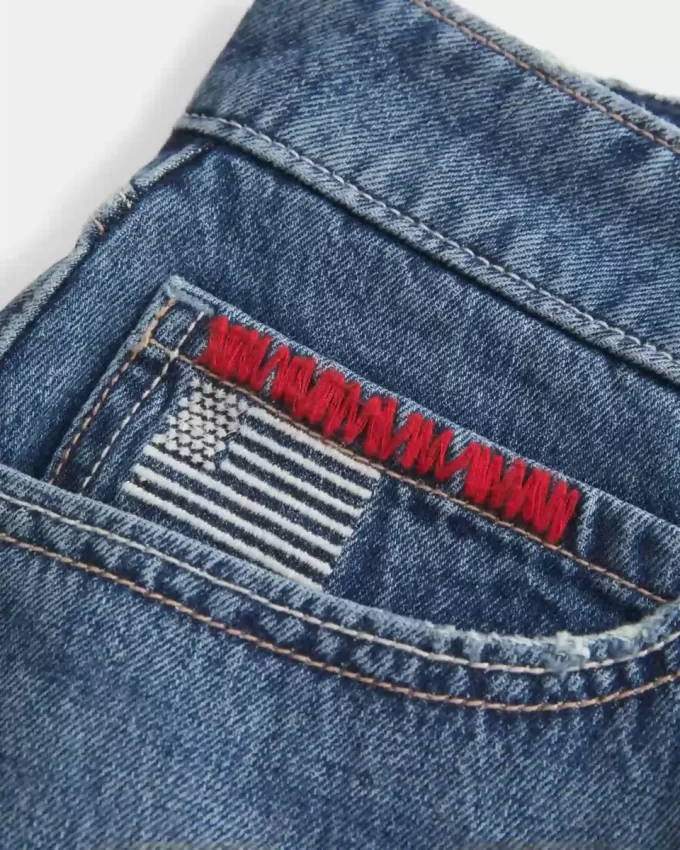 Matala, keskipesu lippu, brodeerattu denim miniskort Matala, keskipesu lippu, brodeerattu denim miniskort