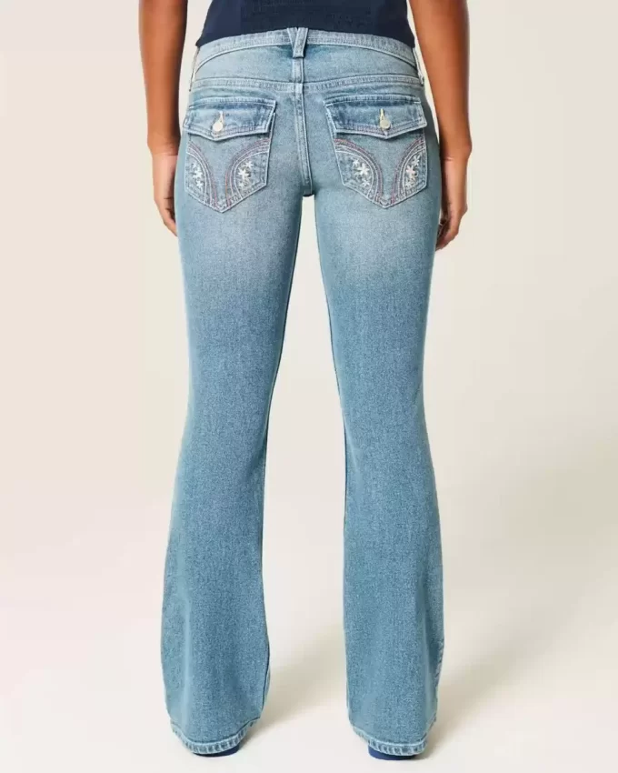 Matalakorkea keskipesu brodeerattu kukkainen bootcut farkut Matalakorkea keskipesu brodeerattu kukkainen bootcut farkut
