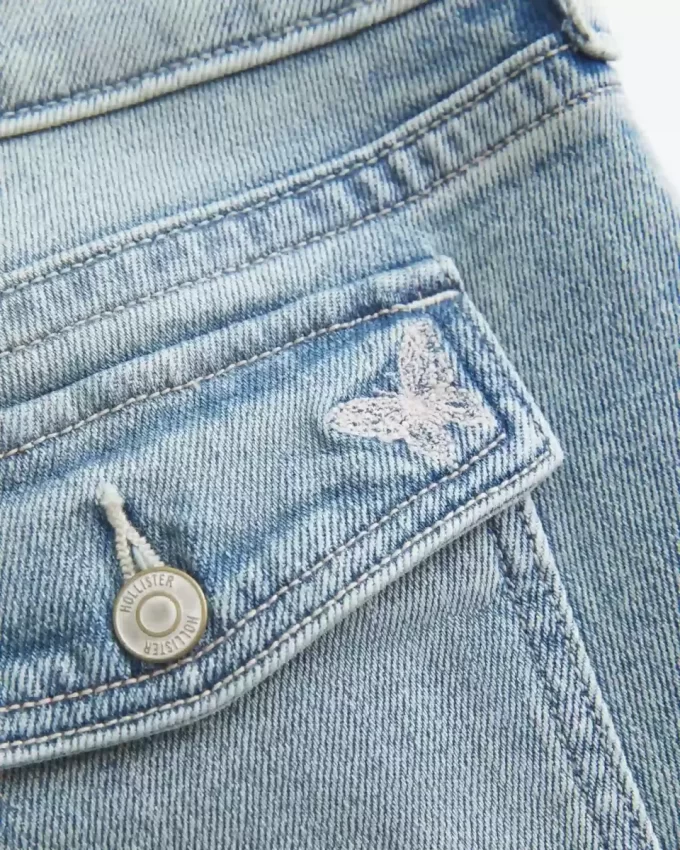 Matalakorkea keskipesu brodeeratut Butterfly Bootcut -farkut Matalakorkea keskipesu brodeeratut Butterfly Bootcut -farkut