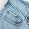Matalat, revityt vaalean pesun brodeeratut bootcut farkut Matalat, revityt vaalean pesun brodeeratut bootcut farkut