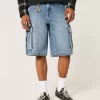 Medium Wash Super Baggy Denim Cargo Shortsit