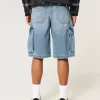 Medium Wash Super Baggy Denim Cargo Shortsit