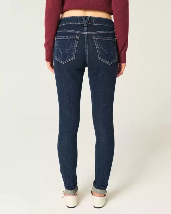 Mid-Rise Dark Wash Skinny Farkut Mid-Rise Dark Wash Skinny Farkut