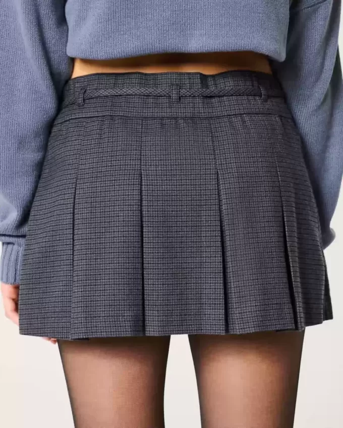 Mid-Rise laskostettu Mini Skort Mid-Rise laskostettu Mini Skort