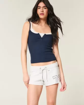 Numerograafiset minifleece-shortsit