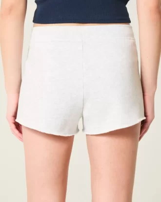 Numerograafiset minifleece-shortsit