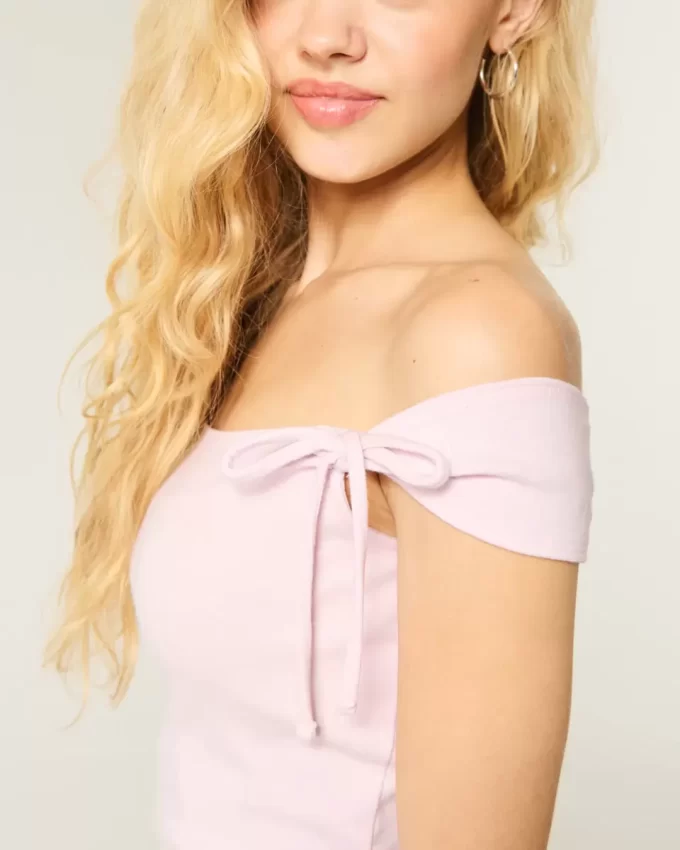 Off-the-Shoulder Sleeve Top
