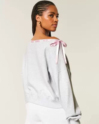 Off-the-Shoulder Tie -huppari
