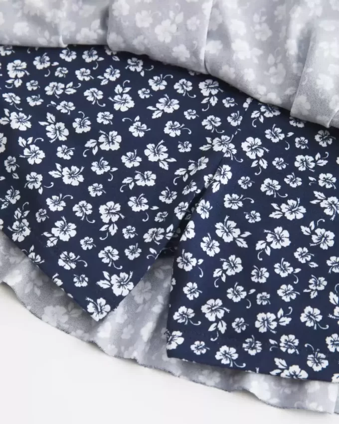 Olkaimeton neulottu Skort-mekko