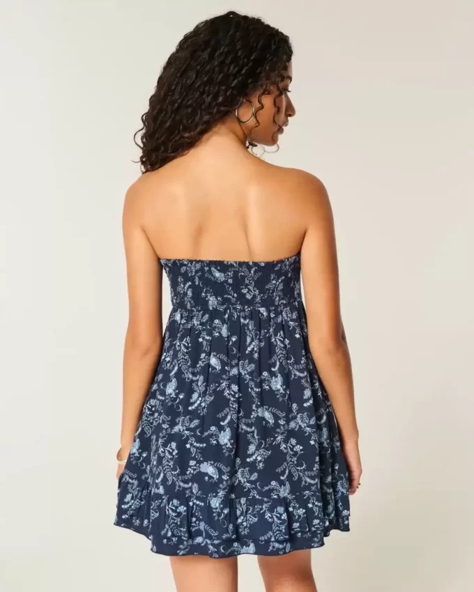 Olkaimeton Ruffle Babydoll-minimekko