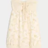 Olkaimeton Ruffle Babydoll-minimekko