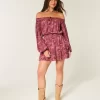 Olkapäällä/Off-the-Shoulder -kudottu mekko
