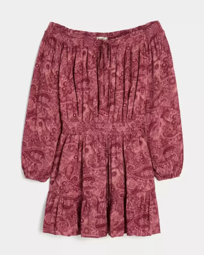 Olkapäällä/Off-the-Shoulder -kudottu mekko