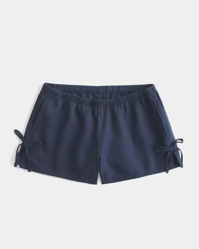 Pehmeät pellavasekoiteiset shortsit
