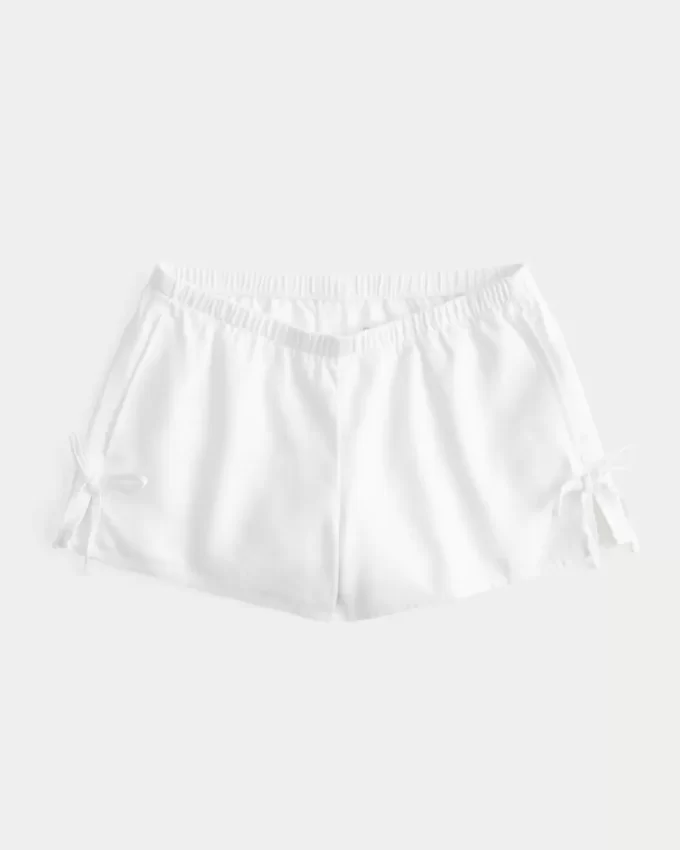 Pehmeät pellavasekoiteiset shortsit