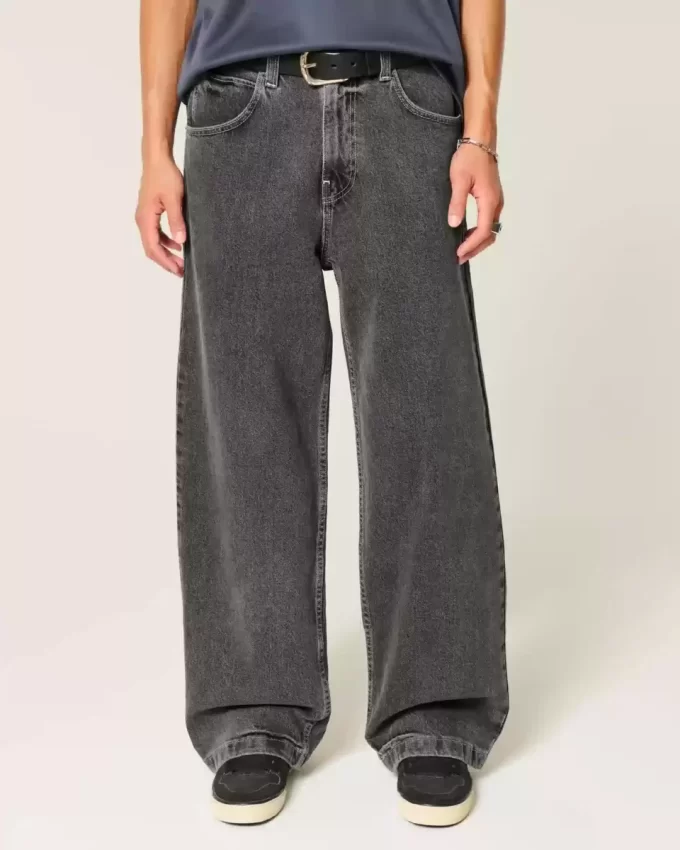 Pesty mustat Super Baggy -farkut Pesty mustat Super Baggy -farkut